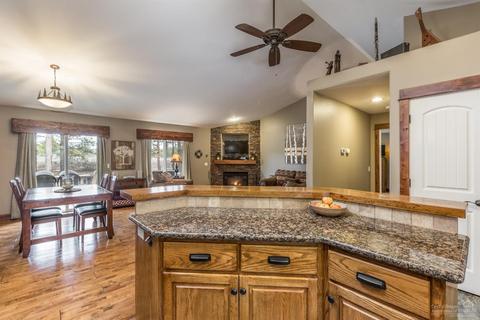 55821 Lost Rider Loop, Bend, OR 97707 photo 12