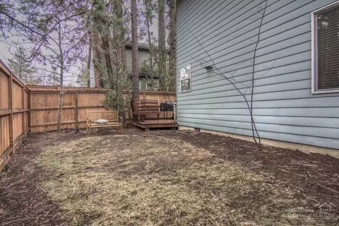 61294 SW Brookside Loop, Bend, OR 97702 photo 23