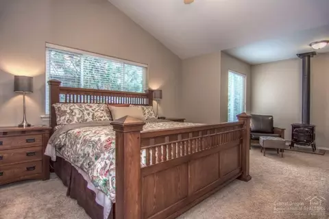 61294 SW Brookside Loop, Bend, OR 97702 photo 14