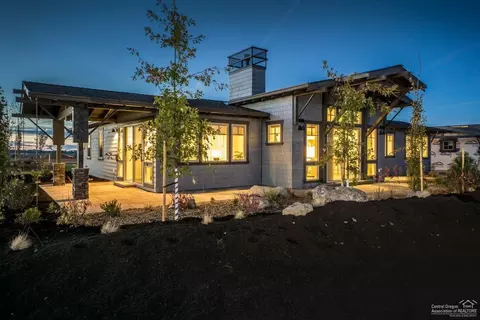 19313 Alianna Loop, Bend, OR 97702 photo 15