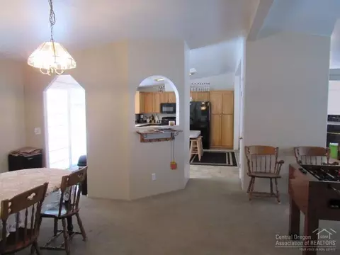 53835 7th St, La Pine, OR 97739 photo 8