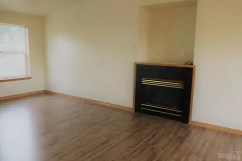 3159 NE Richmond Ct, Bend, OR 97701 photo 3