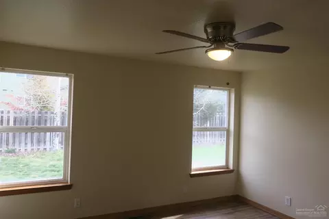 3159 NE Richmond Ct, Bend, OR 97701 photo 9