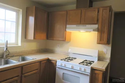 3159 NE Richmond Ct, Bend, OR 97701 photo 7