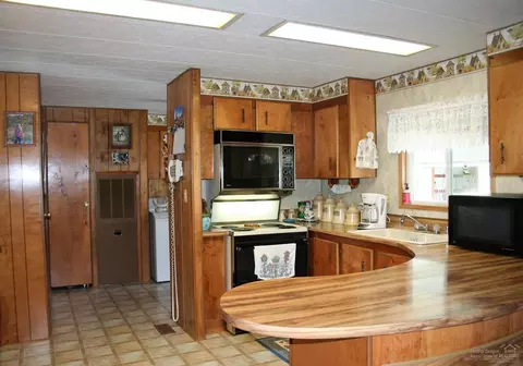 15744 Davis Ave, La Pine, OR 97739 photo 17