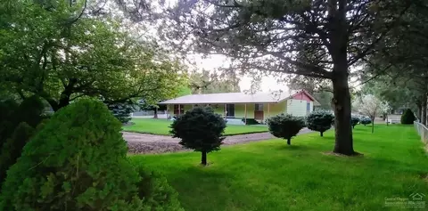 15744 Davis Ave, La Pine, OR 97739 photo 6