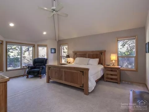 3205 NW Kidd Pl, Bend, OR 97703 photo 12
