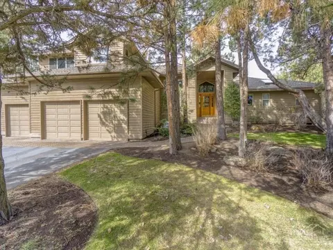 3205 NW Kidd Pl, Bend, OR 97703 photo 1
