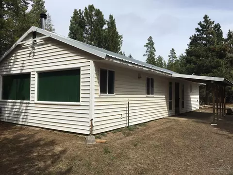 52130 Stearns Rd, La Pine, OR 97739 photo 3