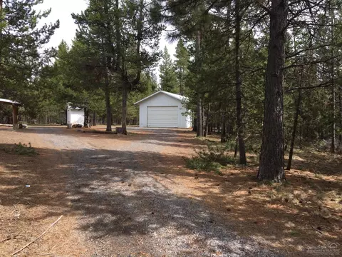 52130 Stearns Rd, La Pine, OR 97739 photo 5
