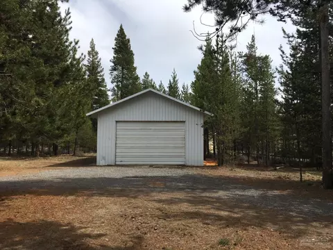 52130 Stearns Rd, La Pine, OR 97739 photo 6