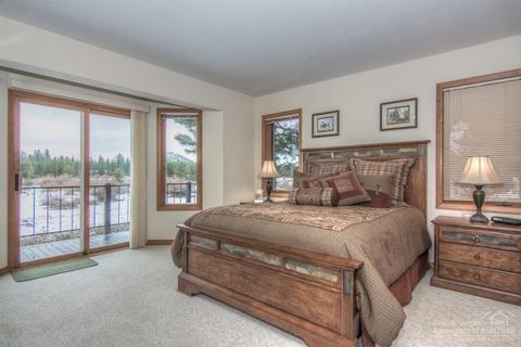 54647 Silver Fox Dr, Bend, OR 97707 photo 8