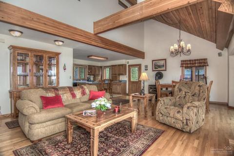 54647 Silver Fox Dr, Bend, OR 97707 photo 3