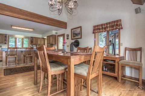 54647 Silver Fox Dr, Bend, OR 97707 photo 13