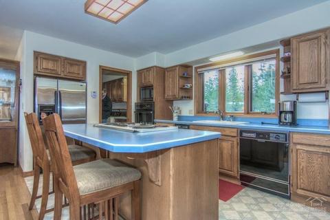 54647 Silver Fox Dr, Bend, OR 97707 photo 15