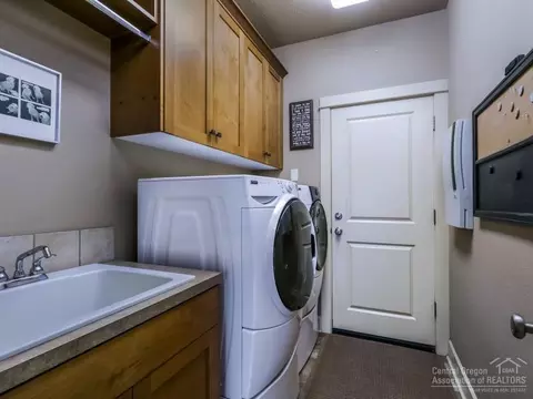 19683 Hollygrape St, Bend, OR 97702 photo 12