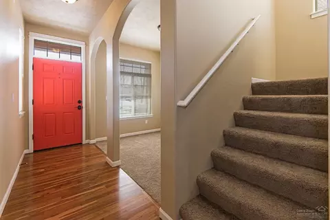 63339 Lamoine Ln, Bend, OR 97701 photo 8