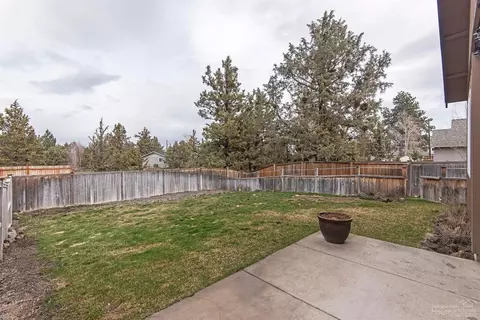 63339 Lamoine Ln, Bend, OR 97701 photo 18