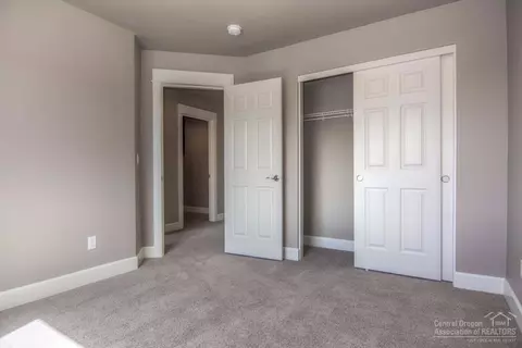 21334 NE Brooklyn Pl, Bend, OR 97701 photo 15