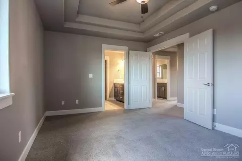 21334 NE Brooklyn Pl, Bend, OR 97701 photo 19