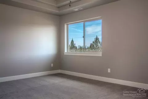 21334 NE Brooklyn Pl, Bend, OR 97701 photo 18
