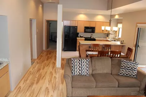 57407 Beaver Ridge Loop, Sunriver, OR 97707 photo 11