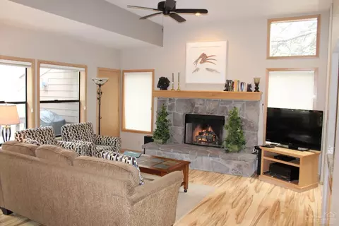 57407 Beaver Ridge Loop, Sunriver, OR 97707 photo 5