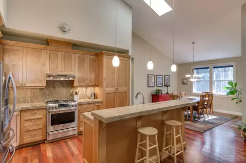 19109 Chiloquin Dr, Bend, OR 97703 photo 11