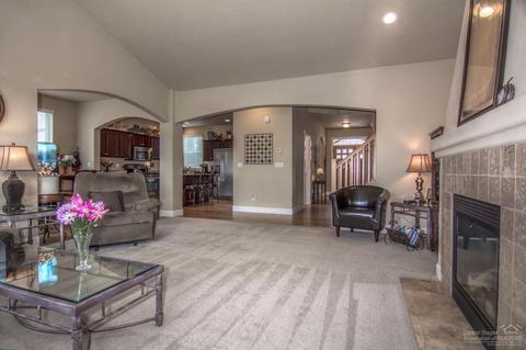 20753 Kilbourne Loop, Bend, OR 97701 photo 8