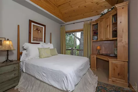 63895 Johnson Rd, Bend, OR 97703 photo 11
