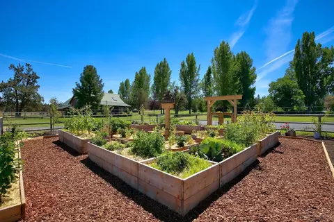 63895 Johnson Rd, Bend, OR 97703 photo 18
