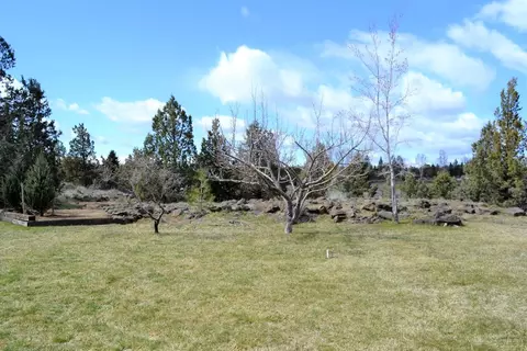 63037 Terry Dr, Bend, OR 97701 photo 19
