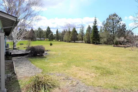 63037 Terry Dr, Bend, OR 97701 photo 22