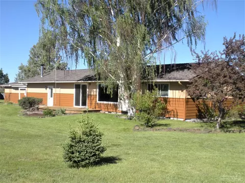 63037 Terry Dr, Bend, OR 97701 photo 24