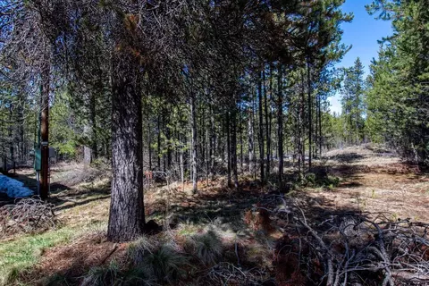 16696 Gross Dr, Bend, OR 97707 photo 1