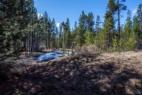 16696 Gross Dr, Bend, OR 97707 photo 3