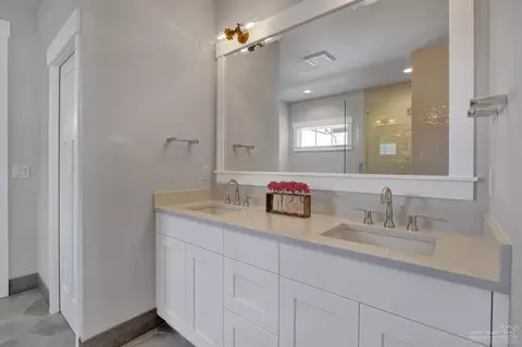 1841 NW Fields St, Bend, OR 97703 photo 19