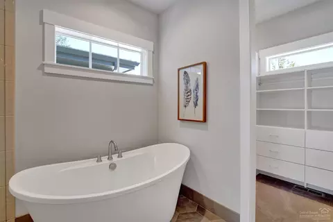 1841 NW Fields St, Bend, OR 97703 photo 20