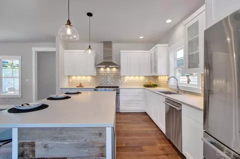 1841 NW Fields St, Bend, OR 97703 photo 9