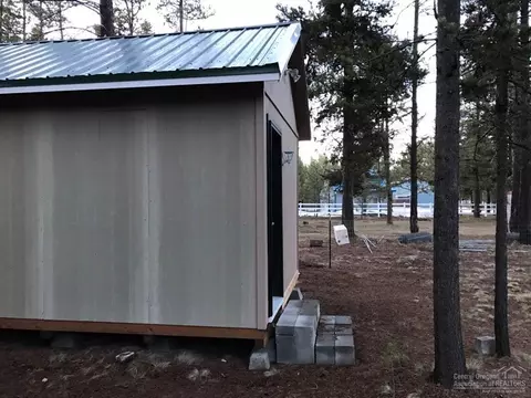 56107 Stellar Dr, Bend, OR 97707 photo 4