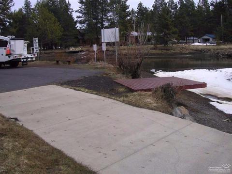 17146 Island Loop Way, Bend, OR 97707 photo 8