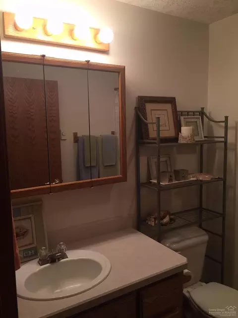 16022 Amber Ln, La Pine, OR 97739 photo 10