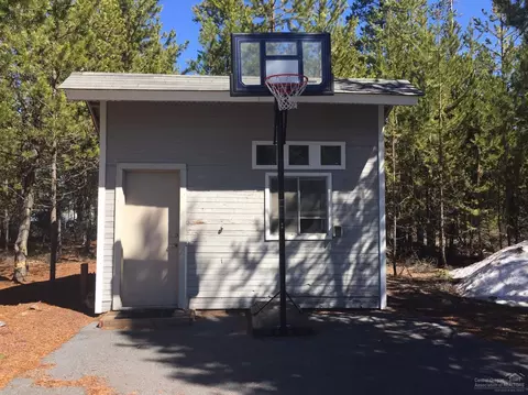 16022 Amber Ln, La Pine, OR 97739 photo 25