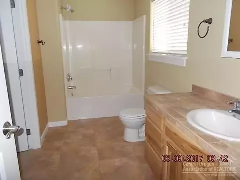 16606 Serpentine Dr, La Pine, OR 97739 photo 13