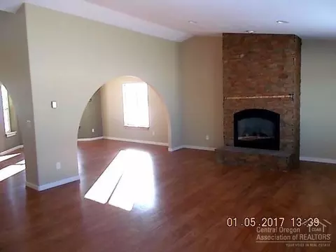 16606 Serpentine Dr, La Pine, OR 97739 photo 6