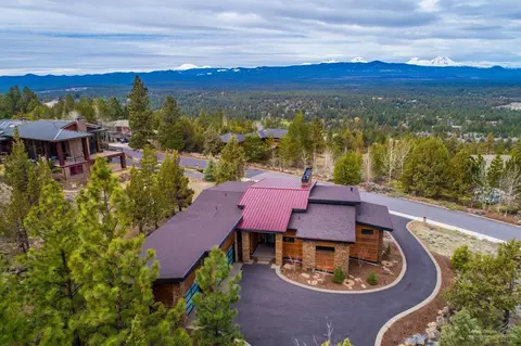3202 NW Starview Dr, Bend, OR 97703 photo 5