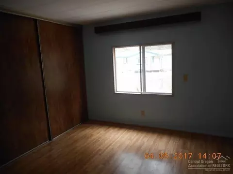 1211 Cheryl Dr, La Pine, OR 97739 photo 4