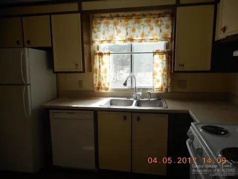 1211 Cheryl Dr, La Pine, OR 97739 photo 11