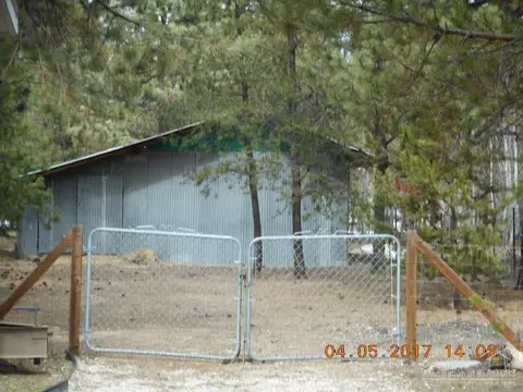 1211 Cheryl Dr, La Pine, OR 97739 photo 3