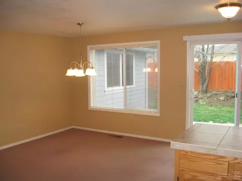 1865 NE Windy Tree Ct, Bend, OR 97701 photo 16